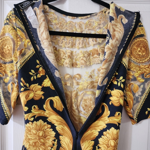 Vintage Gianni Versace Couture 1994 Baroque Print Sheer Mesh Illusion Bodysuit - Picture 4 of 13